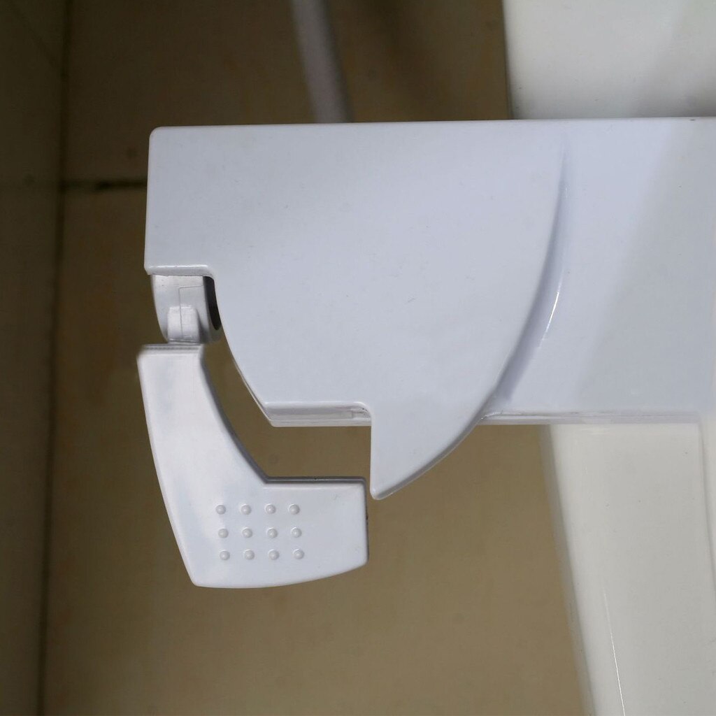 Bidet Fresh Water Spray Mechanical Bidet Toilet Seat Attachment Non-Electric Toilet Flushing Sanitary Device Self Cleaning