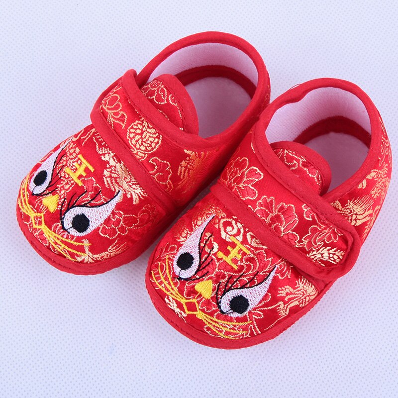 Baby shoes Chinese traditional tiger head shoes non-slip toddler shoes: Red / 0-6months