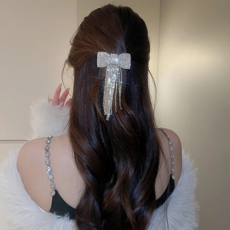 Horquilla con flecos y lazo de diamantes de imitación para mujer, Clip para el cabello con temperamento a la , accesorios para el cabello de lujo ligeros coreanos, Color dorado y plateado