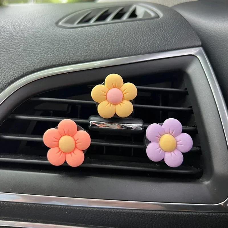 Clip de Perfume para coche con flor bonita, adornos de ventilación para aire acondicionado y aromaterapia, suministros de decoración Interior para coche, aroma para coche