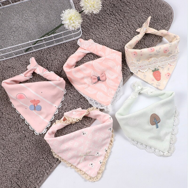 Babero de algodón suave para bebé, Bandana de encaje de princesa, babero triangular para bebé, eructo para niño pequeño, toallas de Saliva, artículos de alimentación para bebé