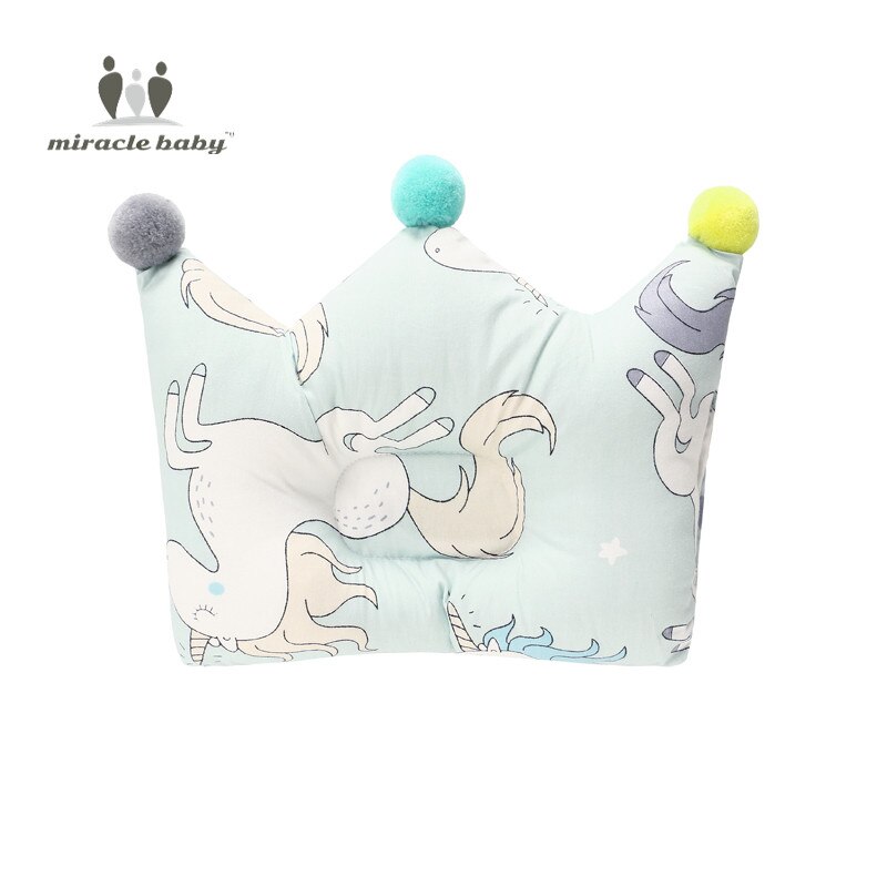 Crown Point Shape Bedding Baby Pillow Cotton Sleeping Pillow Prevent Flat Head Baby Forming Pillow For Newborn Boy Girl: Green unicorn
