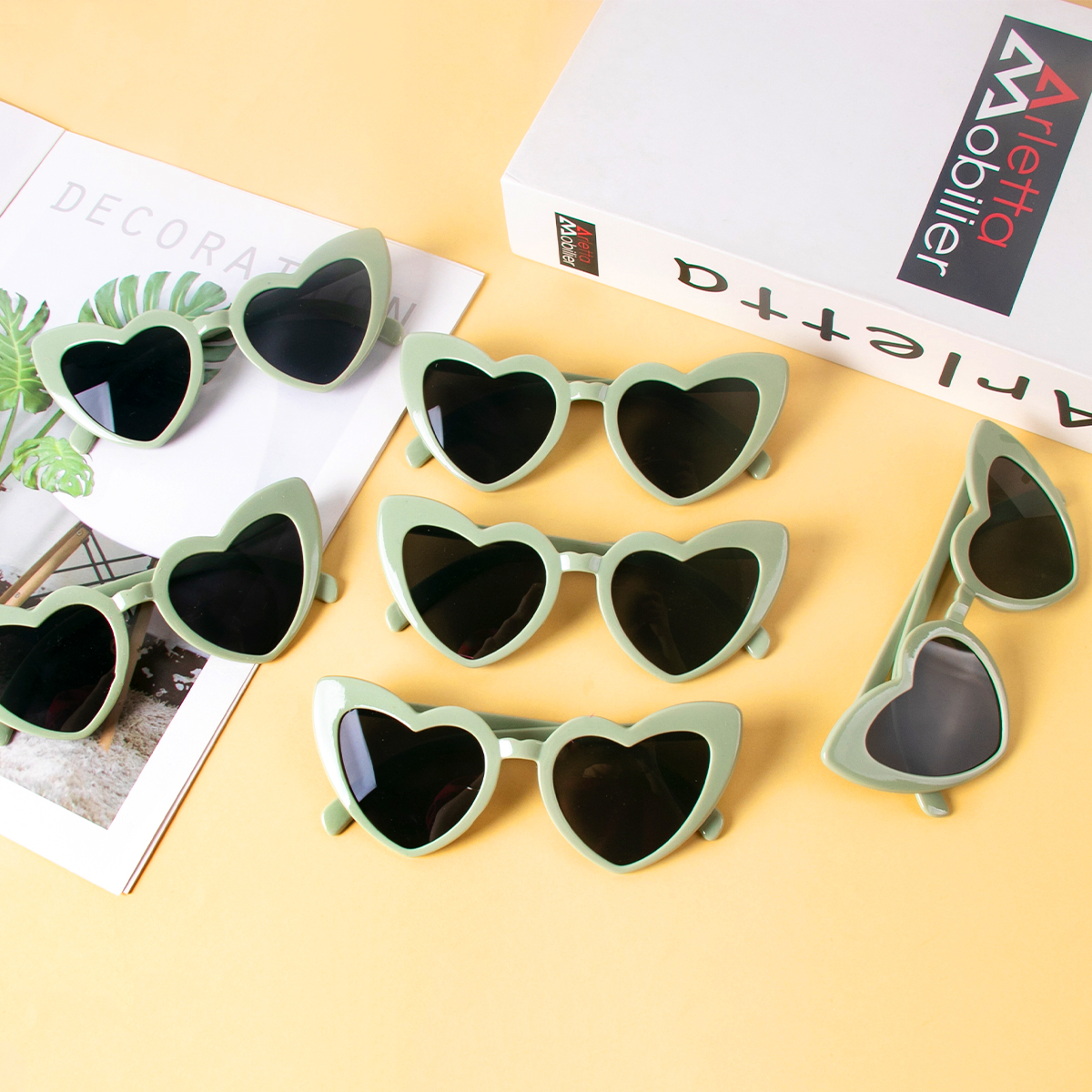 Gafas de sol de noche de gallina, gafas de sol de amor para despedida de soltera, de dama de honor, gafas con forma de corazón verde aguacate, suministros de boda para despedida de soltera