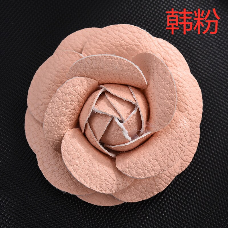 coreano hecho a mano PU cuero Camelia flor broche botón solapa Pin joyería broches ramillete para las mujeres Accesorios: Pink 1