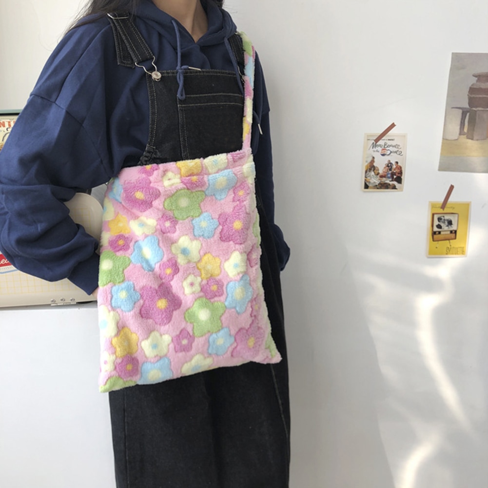 Flower Shoulder Bag Women Soft Plush Large Capacity Totes Handbag Travel Daily Messenger Crossbody Pouch