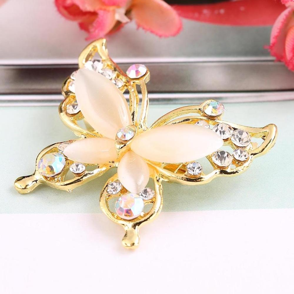 Lnrrabc Mode Vrouwen Zilverachtige Kleur Bloem Vormen Kristallen Imitatie Parel Broche Pin Sieraden Pins Broches De Strass Luxo