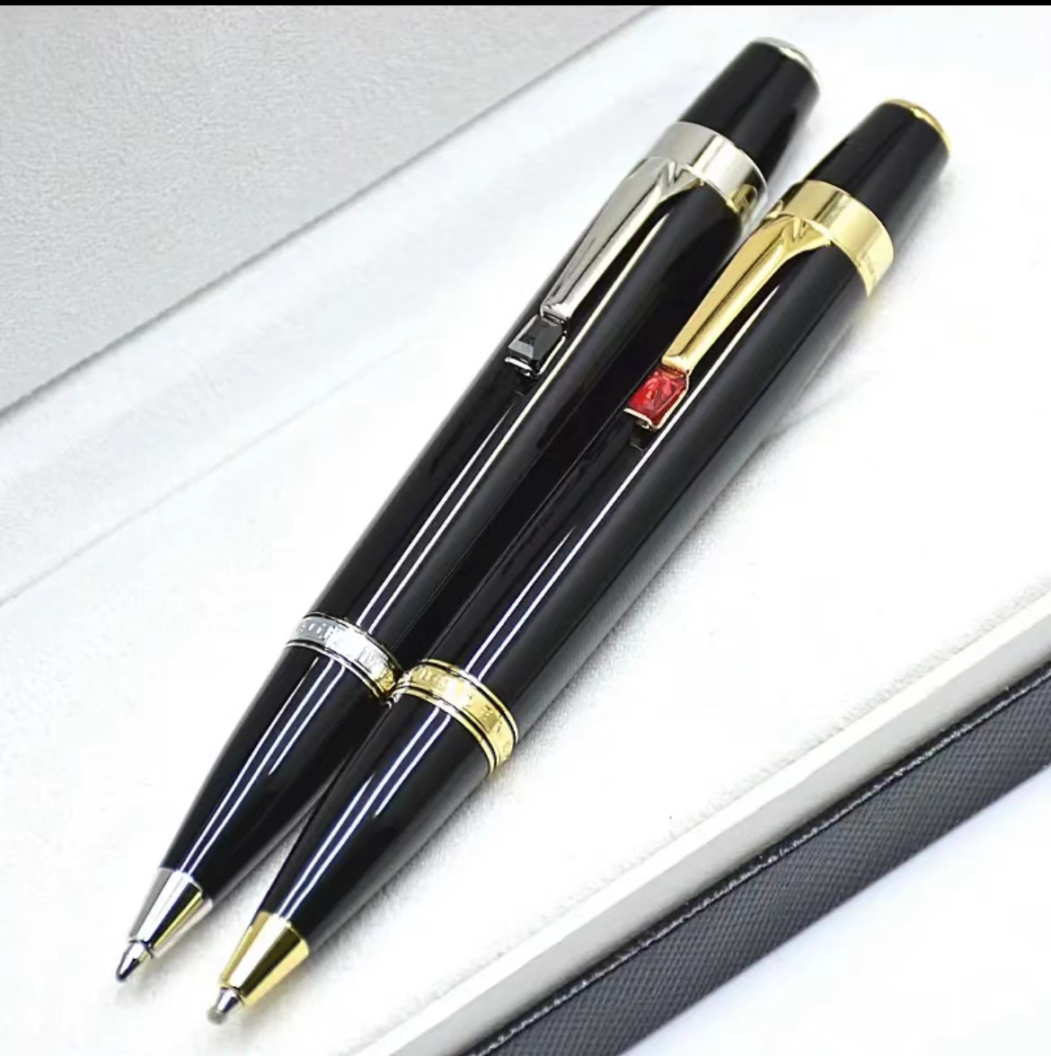 Edição limitada Bohemis Caneta esferográfica de resina preta Mini curta portátil para viagem, escritório, escola, escrita com número de série de gema