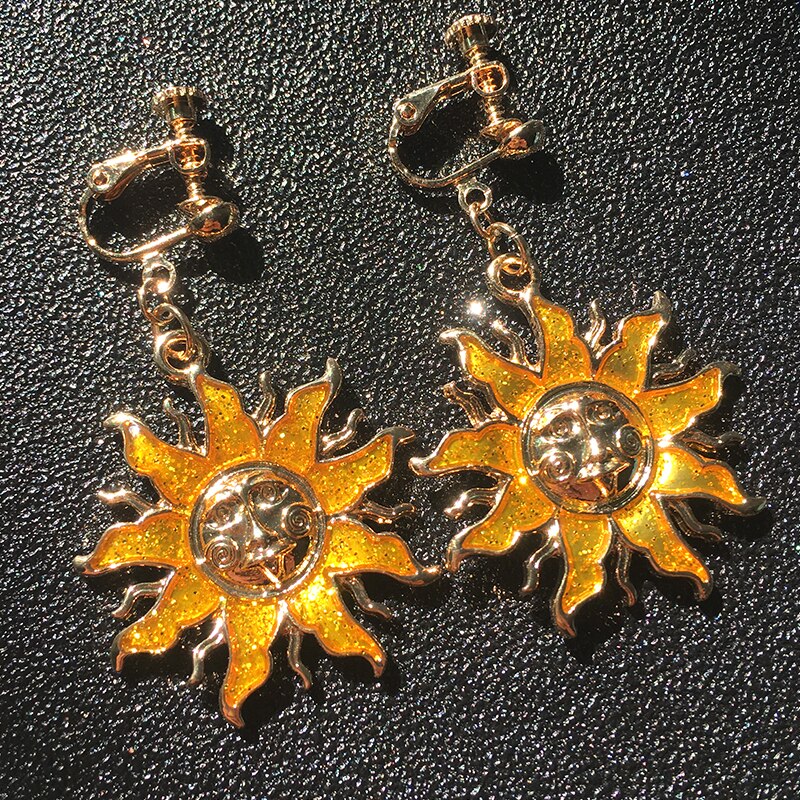 Sun God Earrings No Hole Ear Clips Gold-color Sun Clip On Earring Without Piercing Minimalist Earrings Jewelry CE502