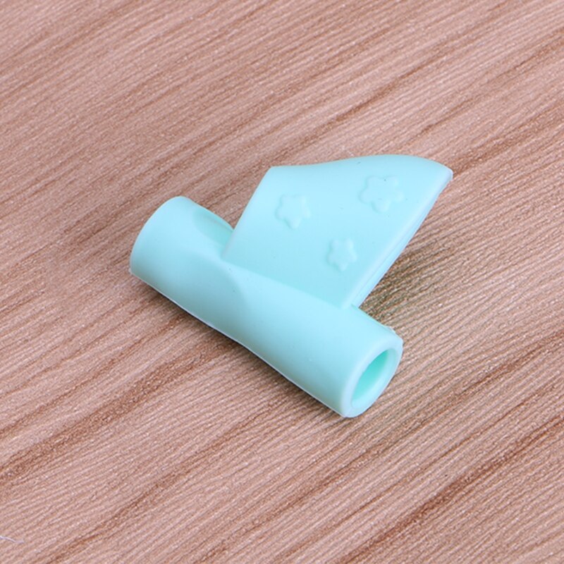 Pencil Grip Ergonomic Writing Aid for Righties Kids Learning Hold Pen Writing Posture Correct Fit on Pencil Pen Crayon Drawing