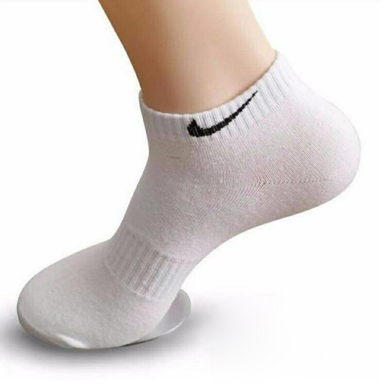 Original U NK EVERYDAY LTWT ANKLE 3PR Unisex Sports Socks( 3-5 Pairs ): 3 pairs of white socks short
