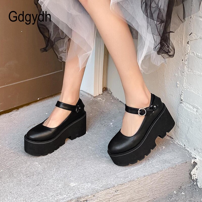 Gdgydh japońskie słodkie buty Lolita damskie buty na obcasie buty na koturnach dla studentów okrągła głowa czarna wodoodporna ozdoby metalowe