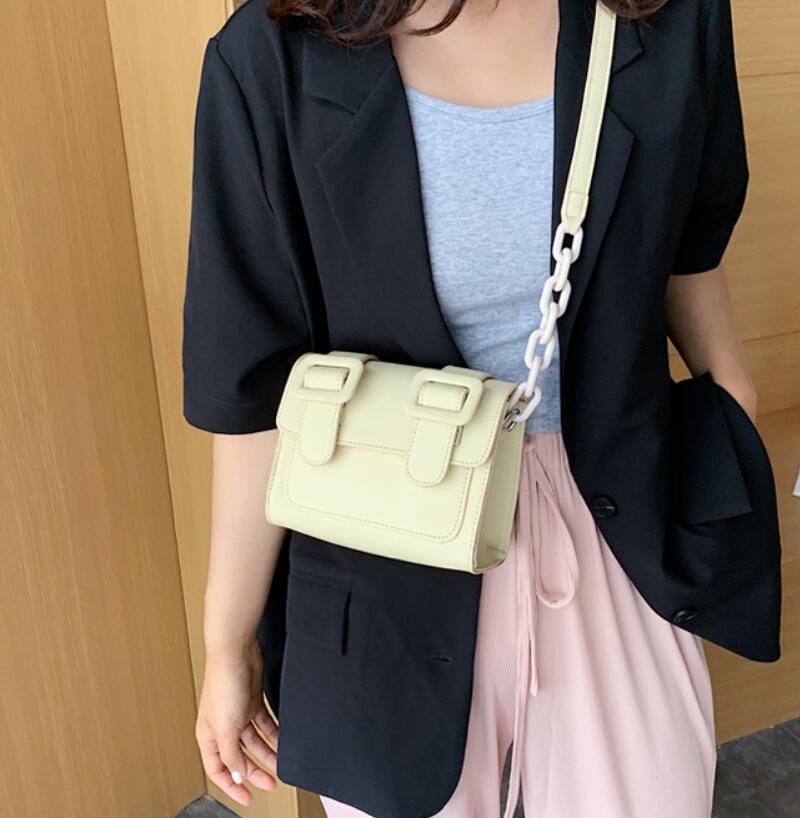 Contrast color Leather Crossbody Bags For Women Travel Handbag Simple Shoulder Messenger Bag Ladies Cross Body Bag: 17 CM Beige