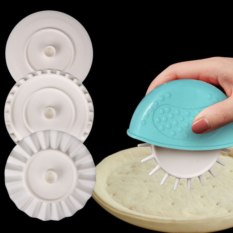 Plastic Bakken Cutter Wiel Roller Mes Voor Deeg Rooster Deeg Cookie Pie Craft Pastry Cutter Keuken Accessoires