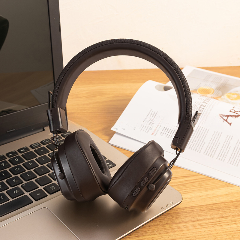 Nuevos auriculares deportivos retro Bluetooth con subwoofer inalámbrico para juegos: Chocolate