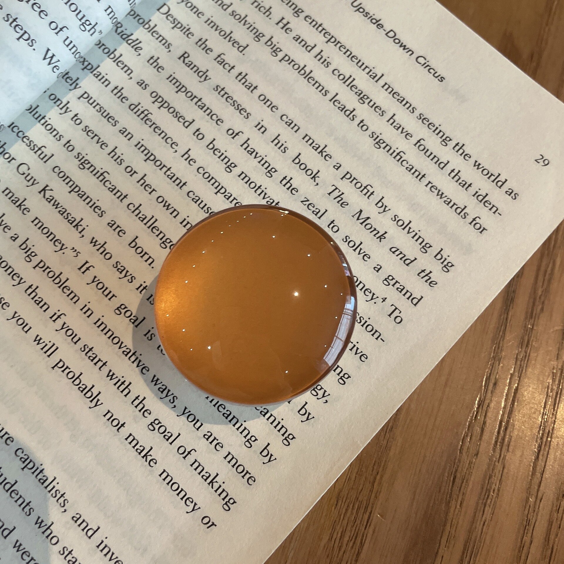 Crystal Finger Grip Holder Stands For Phone Universal Flexible Fold Bracket Expansion Cellphone Stand Socket Lazy Korea Popular: Deep Brown