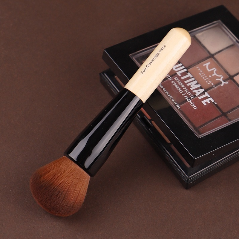 Brochas de maquillaje de lujo, pincel plano superior para base, pincel grande para reparación de cara, brocha de contorno para crema líquida en polvo