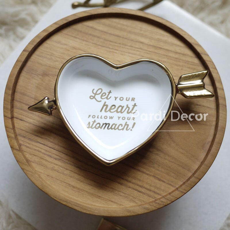 Cupidon doré flèche plat en forme de coeur/bijoux saint valentin assiette/décoration assiette à dessert 1 pc/lot