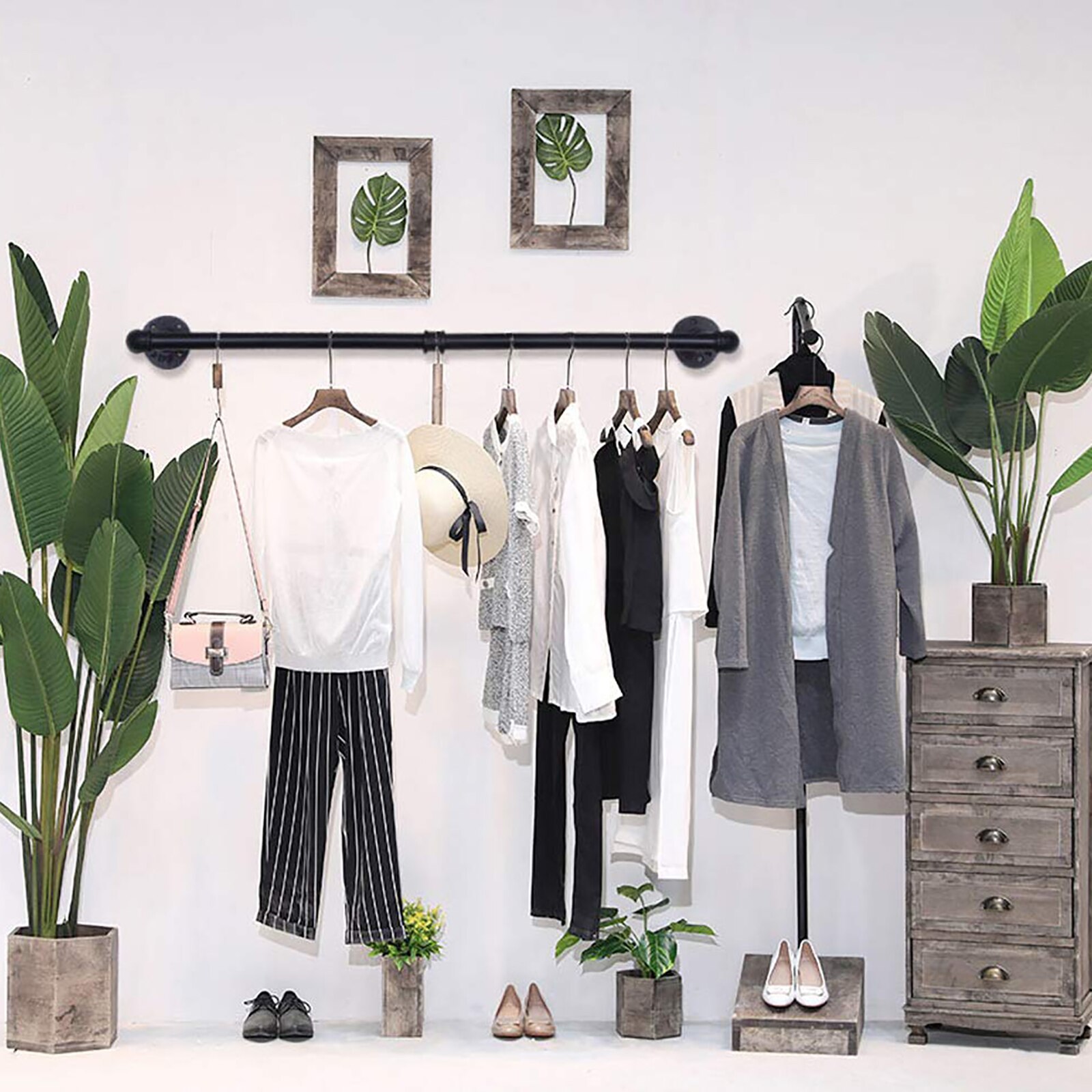 Industrial Pipe Clothing Rack Wall Mounted Clothes Rail Hanging Display Personality Wall Hanger