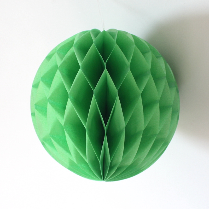 8 " (20cm) 17 farver honeycomb bolde papir lanterner bryllup husholdningsdekorationer supermarkeder shopping markeder udendørs dekoration: Grøn