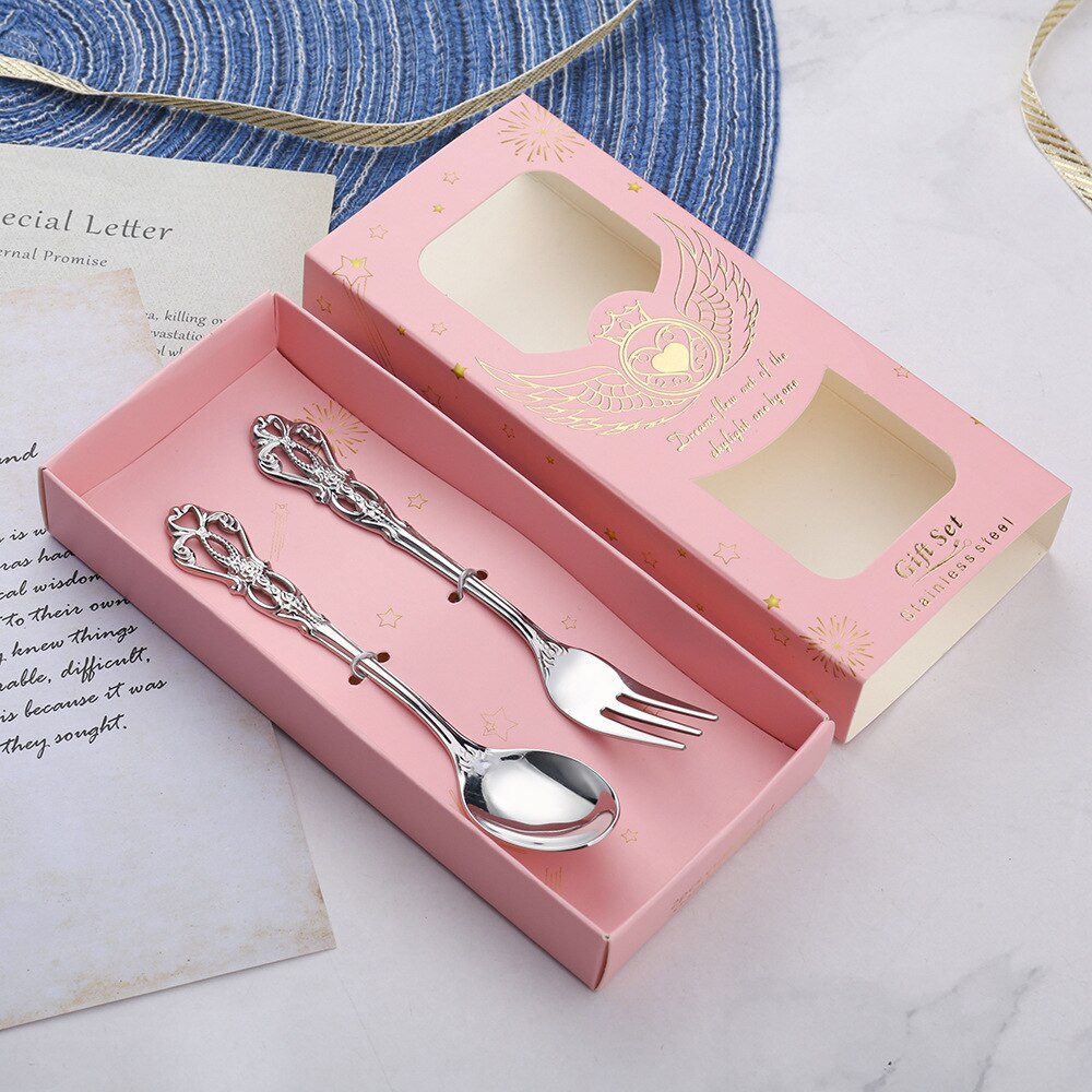 Stainless Steel Retro Spoon European Embossed Gold-plated Spoon Fork Hollow Coffee Spoon Dessert Fork Wedding Tableware Set: Suit-A