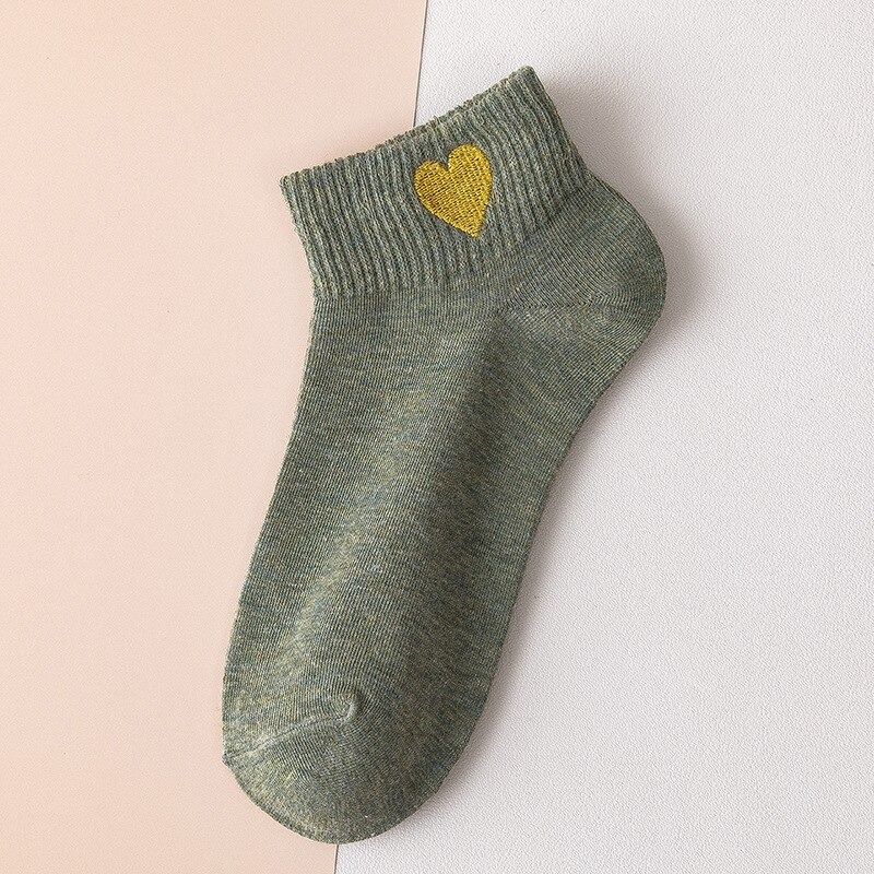 1 Pair Harajuku Cute Candy Color Sports Casual Socks Happy Funny Heart Ankle Socks Embroidery Ladies Cotton Soild Slippers: Green  