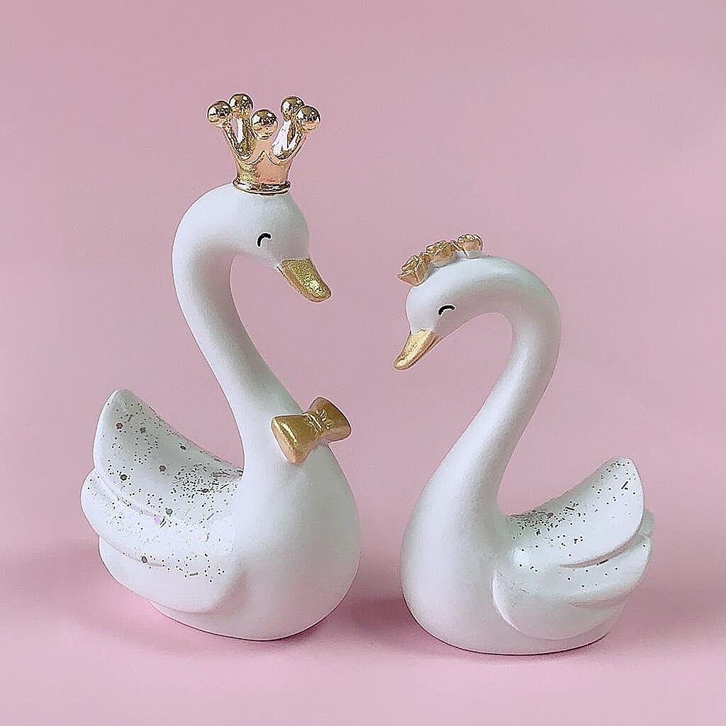 Nordisk stil harpiks svane statue kunstværk ornament figurer skulptur kage toppers til bryllup fest indretning bageartikler