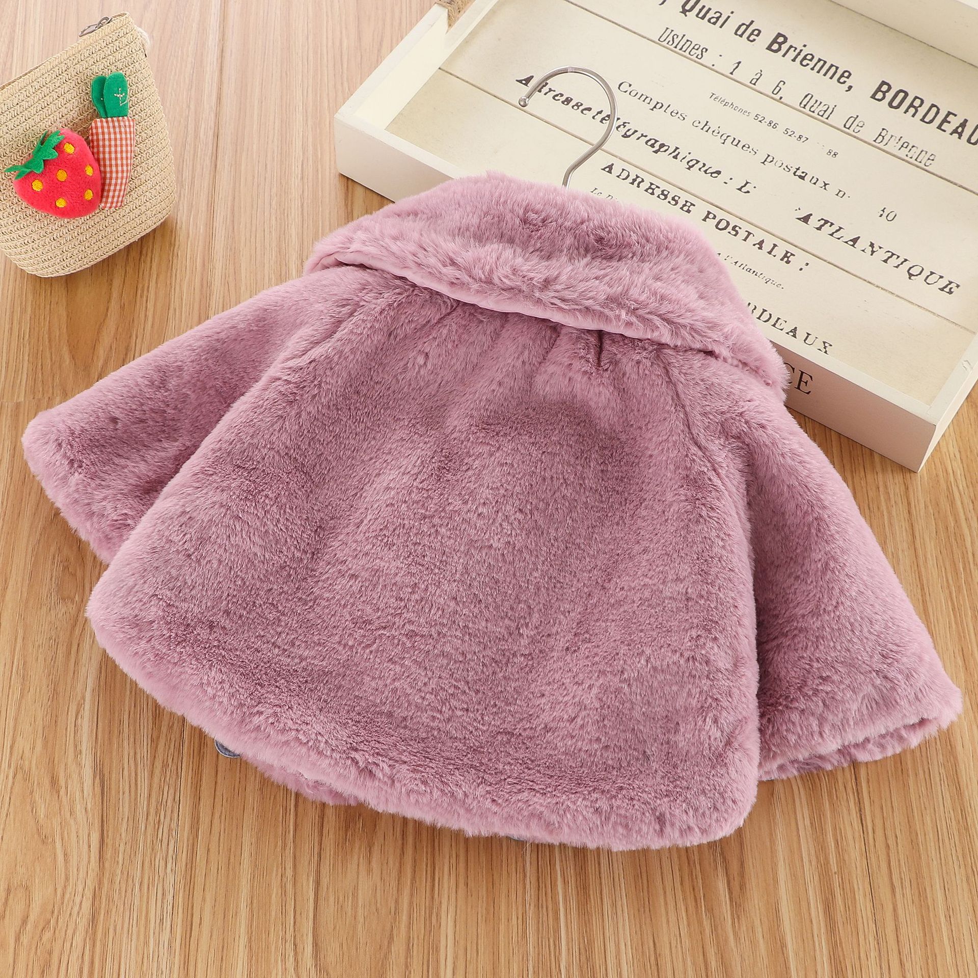 Kinderkleding Baby Meisje Winter Kleding Prinses Fan Mantel Vrouwen Koreaanse Stijl Leuke Boven Knie, mini Solid