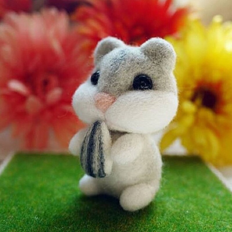 Icke färdig filt söt djur panda björn gris hamster leksak docka ull filt petad kitning handfärg ull tovning material