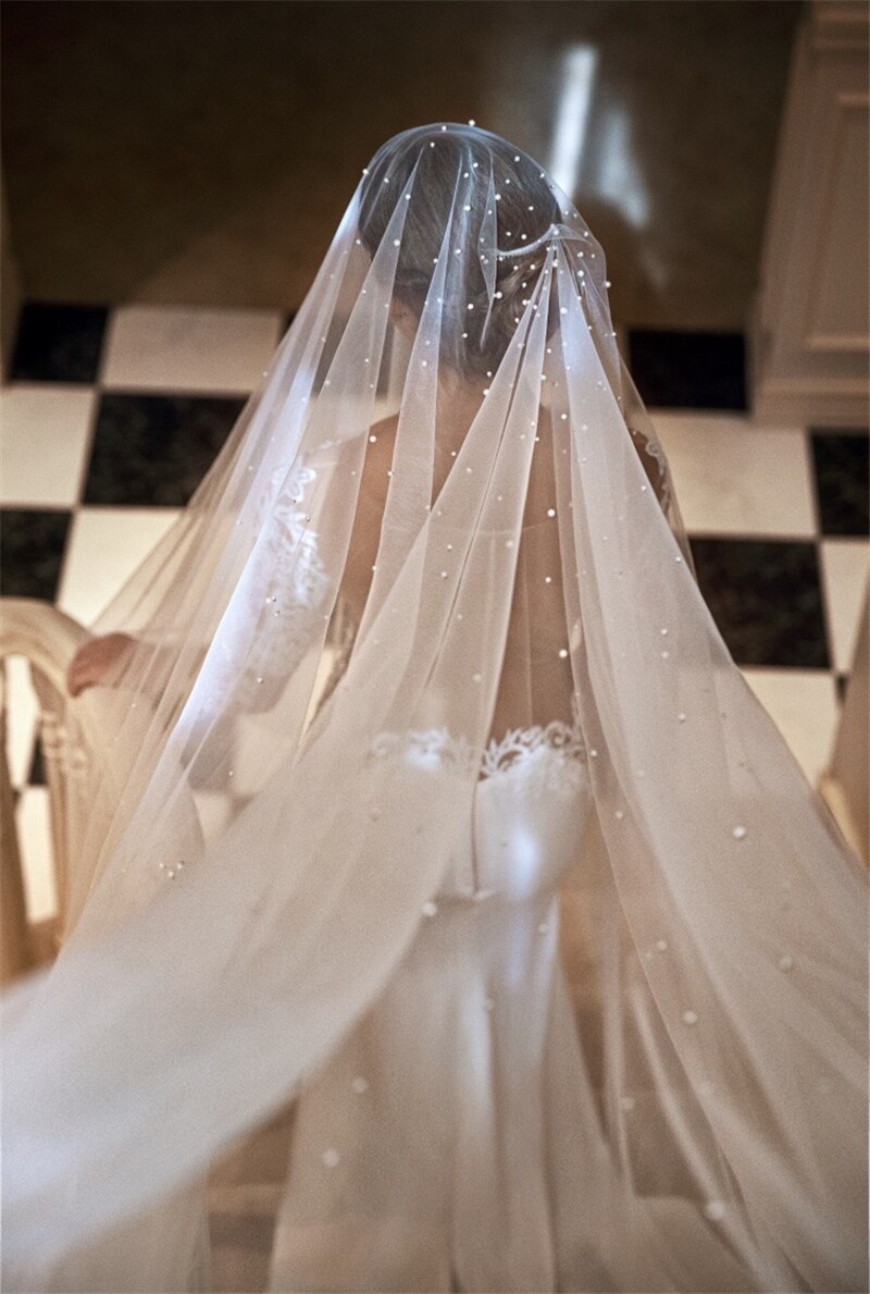 Voile de mariée blanc/ivoire/Champagne, Long deux niveaux, couvrant le visage, avec perles, avec peigne