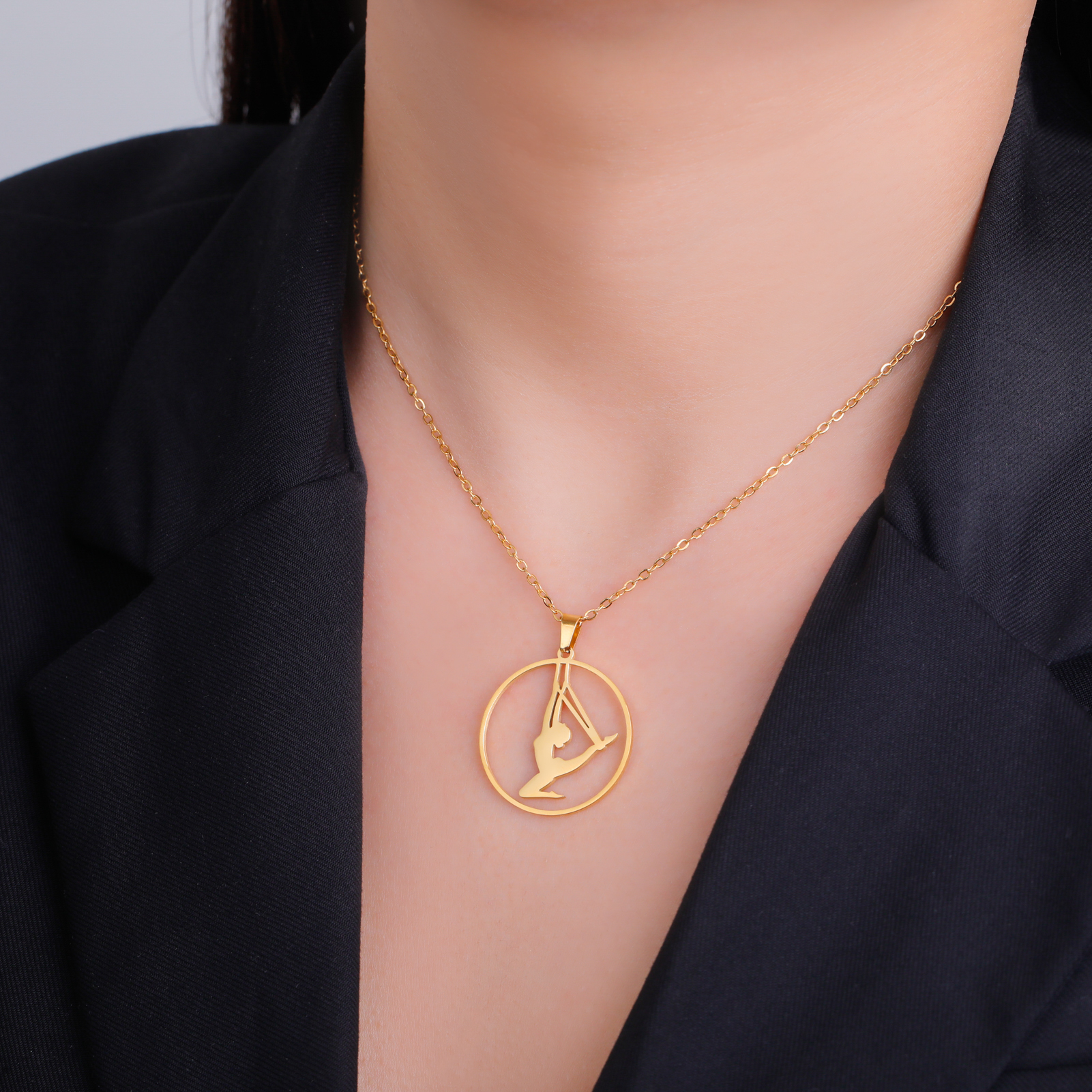 Trendy Gymnastics Taekwondo Sports Pendant Necklace Stainless Steel Hearts Round Shape Necklaces For Women Party Jewelry