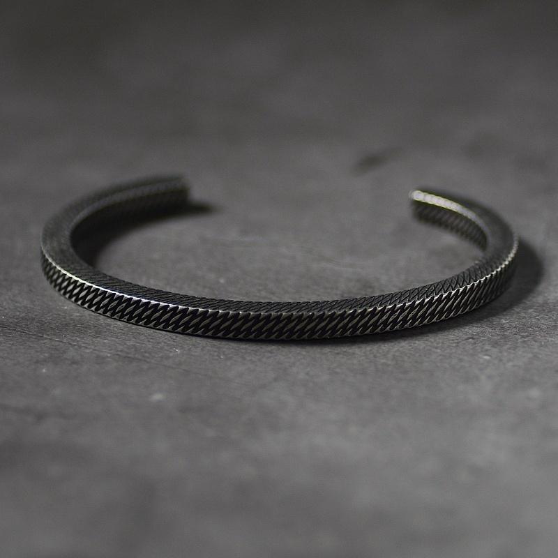 Trendiges offenes armband mit diamantmuster für damen und herren, schlichter punk-stil, partyschmuck: Default Title