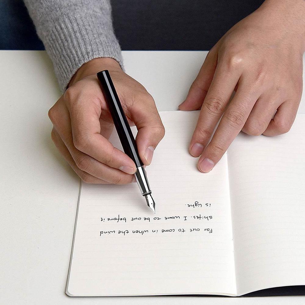 Xiaomi kaco brio Nero/Bianco Penna Stilografica con Inchiostro Sacchetto di Immagazzinaggio Del Sacchetto Della Cassa Della Scatola 0.3 millimetri Pennino in Metallo Inchiostrazione penna per la Scrittura di Firmare Penna