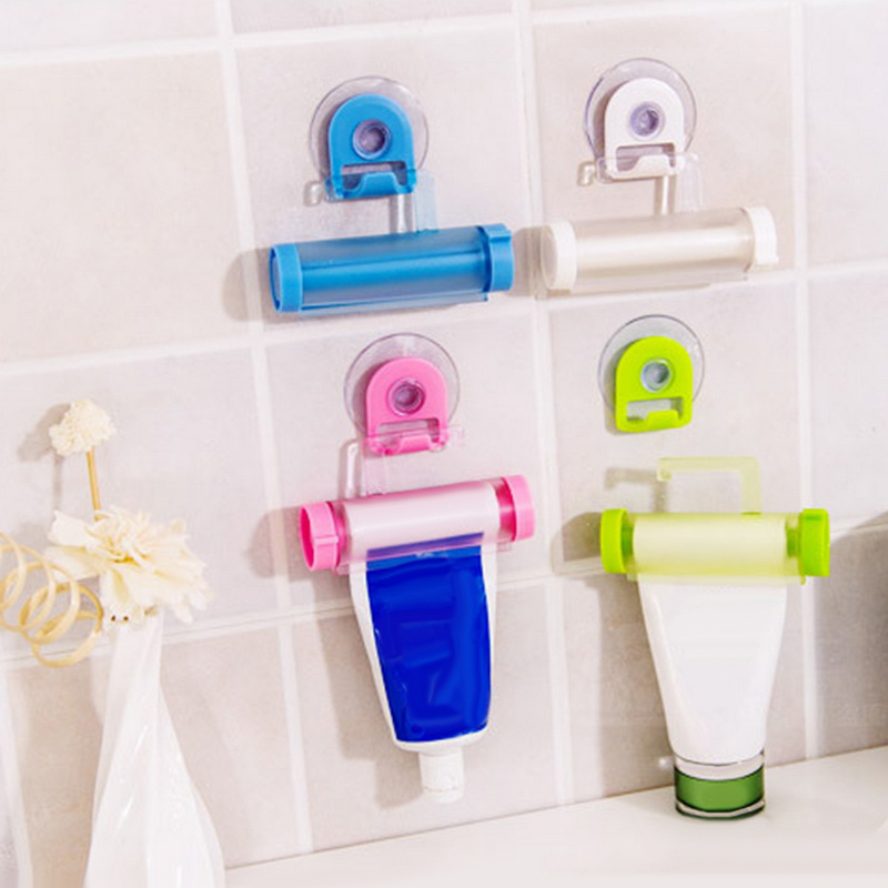 Tube Toothpaste Squeezer Roll Bathroom Gadget Rolling Plastic Multipurpose Cartoon Heart Shape Kitchen Supply