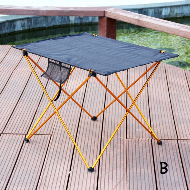 Foldbart bord udendørsmøbler bærbar camping picnic computerborde ultralette anti-skrid sammenklappelige skrivebord aluminiumslegering: Gylden b