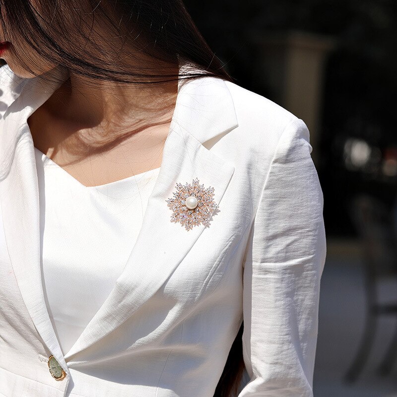 Crystal Snowflake Brooch - Platinum Plated - Micro Inlay Zircon - Women's Cardigan Suit Accessory