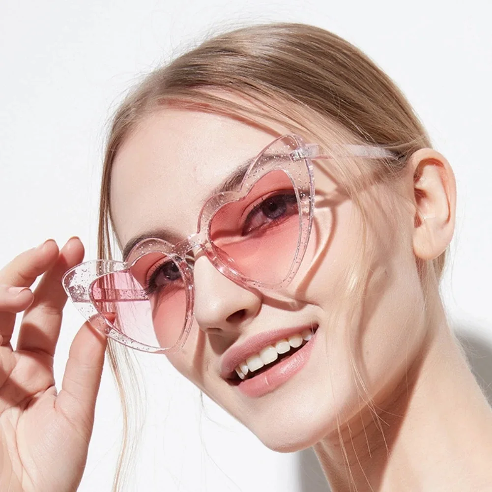 Lunettes de soleil en forme de cœur pour enterrement de vie de jeune fille, décor de mariage, réception nuptiale, fournitures de poule, lunettes pour future mariée et demoiselle d'honneur
