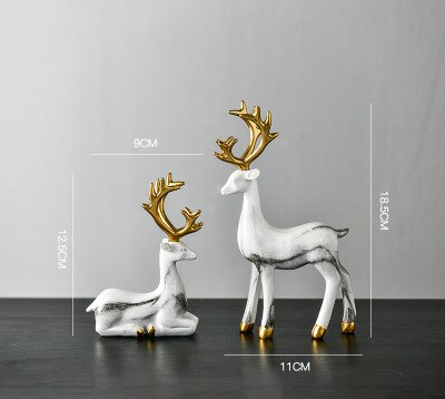 2 st älgskulptur hartsstaty nordisk dekoration heminredning statyer älgfigurer modern dekoration älgar bordsskiva prydnad: Silver-