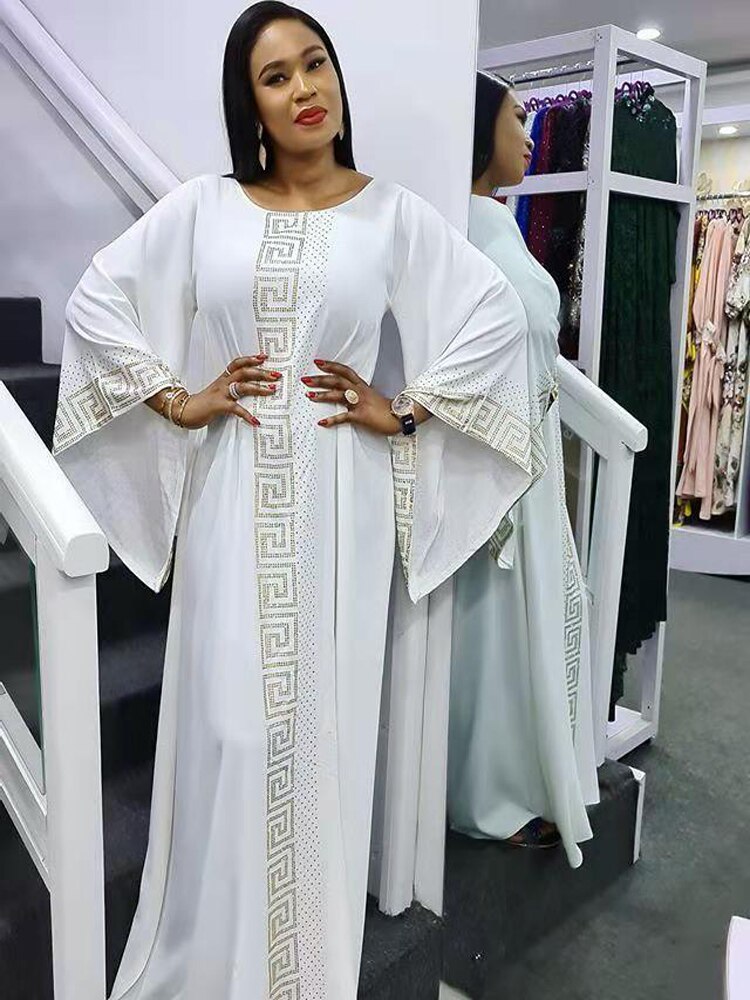 Kiinteät talvi afrikkalaiset mekot naisille muslimi maximekko lattiapituinen etninen tyyli timantit pitkähihainen femme kylpytakki abaya: L