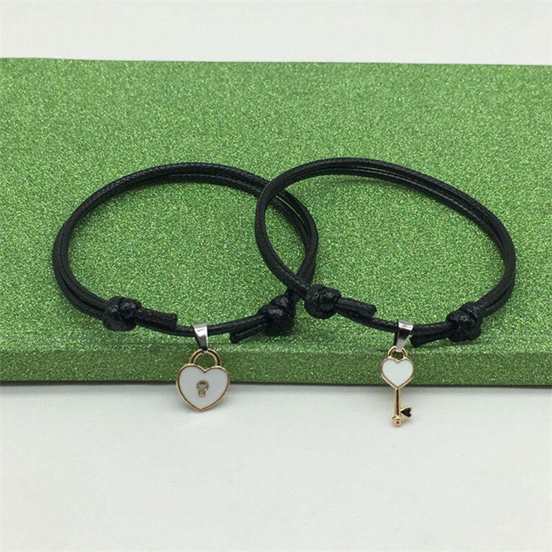 2 stuks/paar armband met legering sleutel liefde hart slot bedel armband handgemaakte sieraden touw armband voor geliefden paar: Gewicht