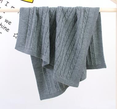 Baby tæppe strikket nyfødt swaddle wrap tæpper super blødt barn spædbarn sengetøj dyne til seng sofa kurv klapvogn tæpper: 82 w 527 grå