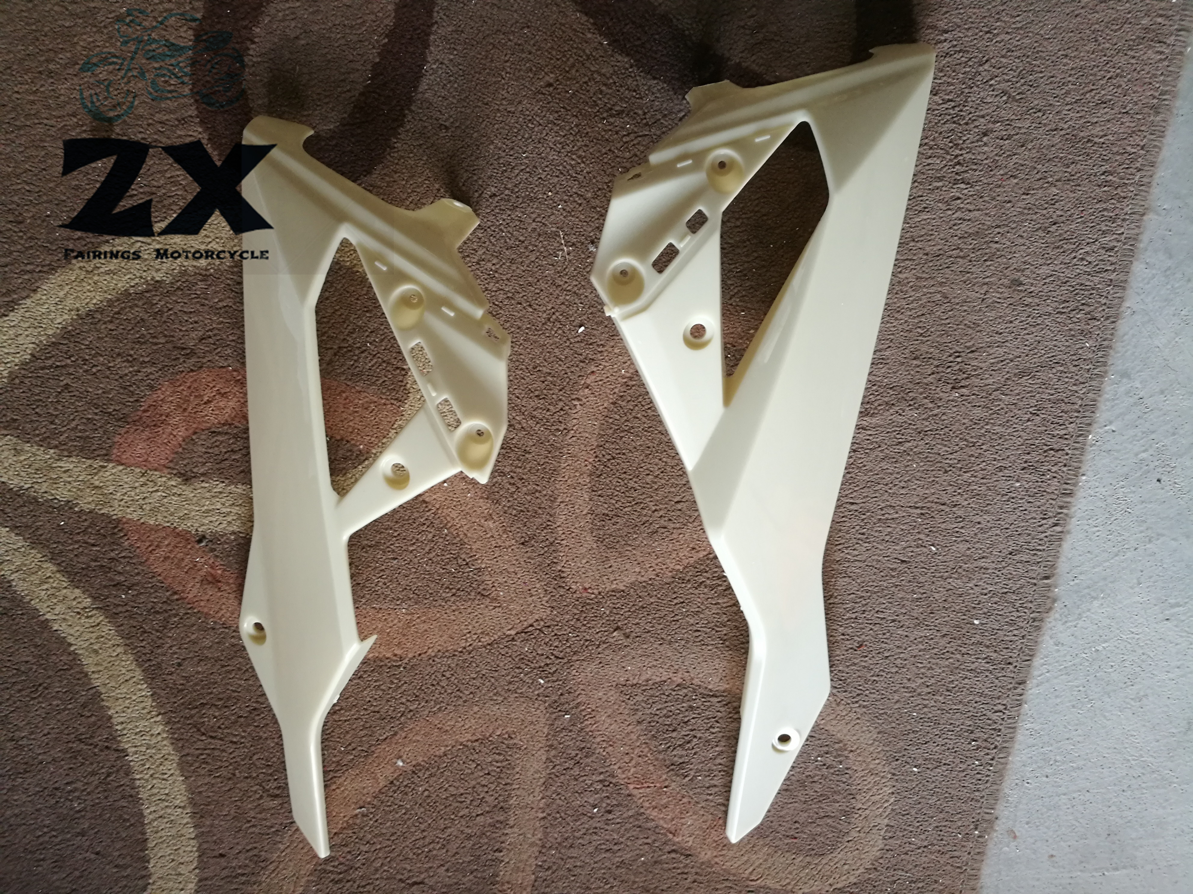 Motorsykkel deler til kawasaki  z300 z250 13 14 15 16 17 motorsykkel umalt venstre eller høyre side nedre deksel