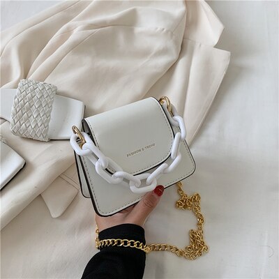 Merk acryl ketting handtassen mini crossbody tassen voor vrouwen schouder messenger bags dames kleine clutch dames portemonnee bolsa: Wit