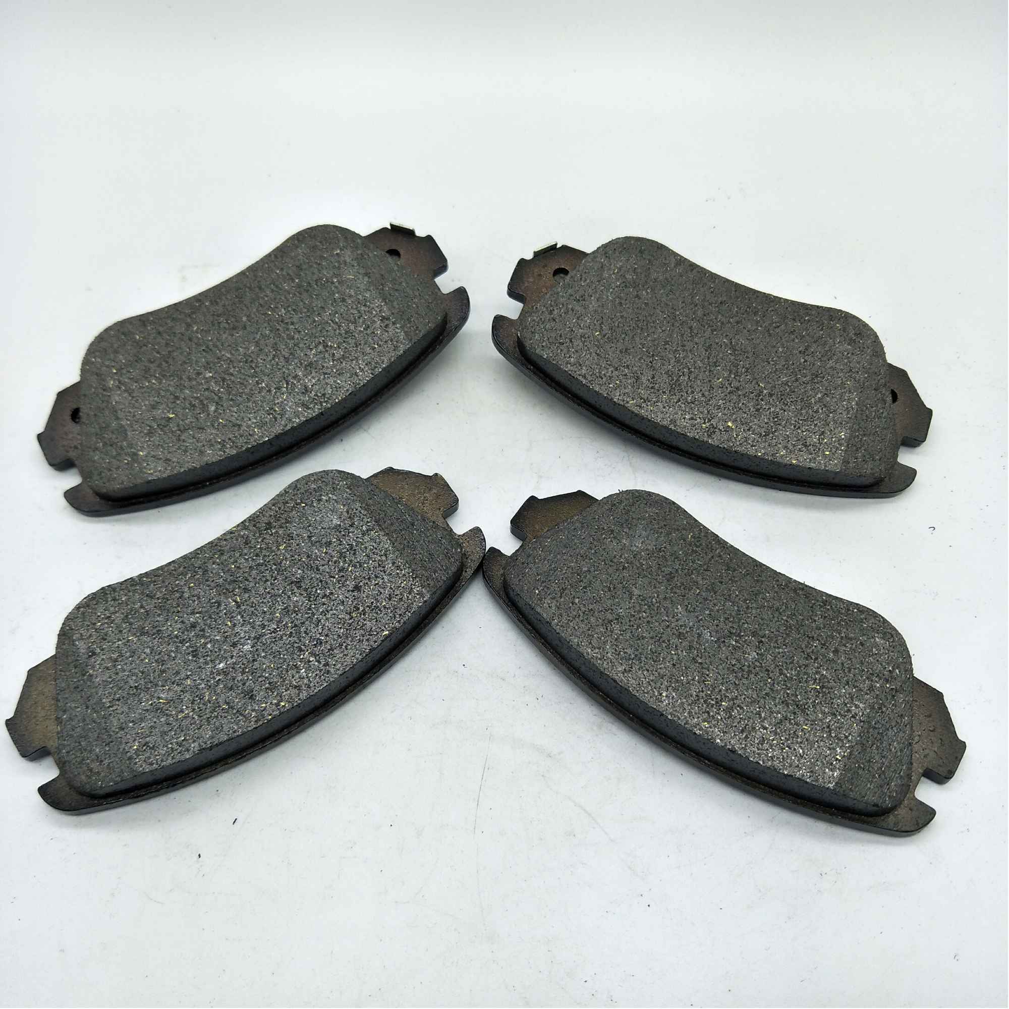 D1421 13237750 4piece/set Car Brake Pads Front for SAAB 9-5 296mm Front Rotor