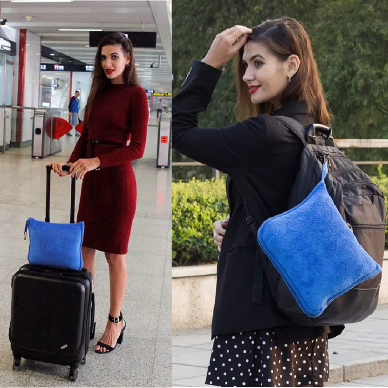 Coperta per aereo con borsa divano da viaggio 2 in 1 coperte per cuscino da tiro per volo con cinturino trapunte per pisolino da viaggio per auto aereo portatile