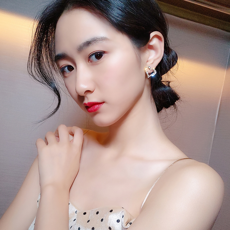 S Needle Korea Irregular Hollow Love Pearl Earrings Compact Joker Love Earrings Female