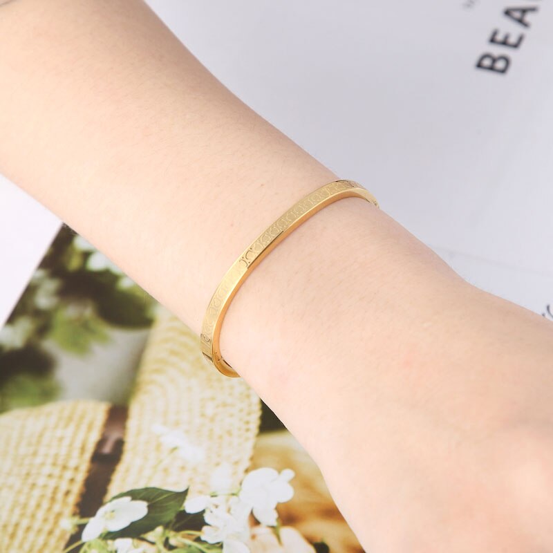 5cm de diâmetro bonito círculo pequeno coração pulseira para crianças alta qualidade aço inoxidável cor ouro jóias menina crianças presente