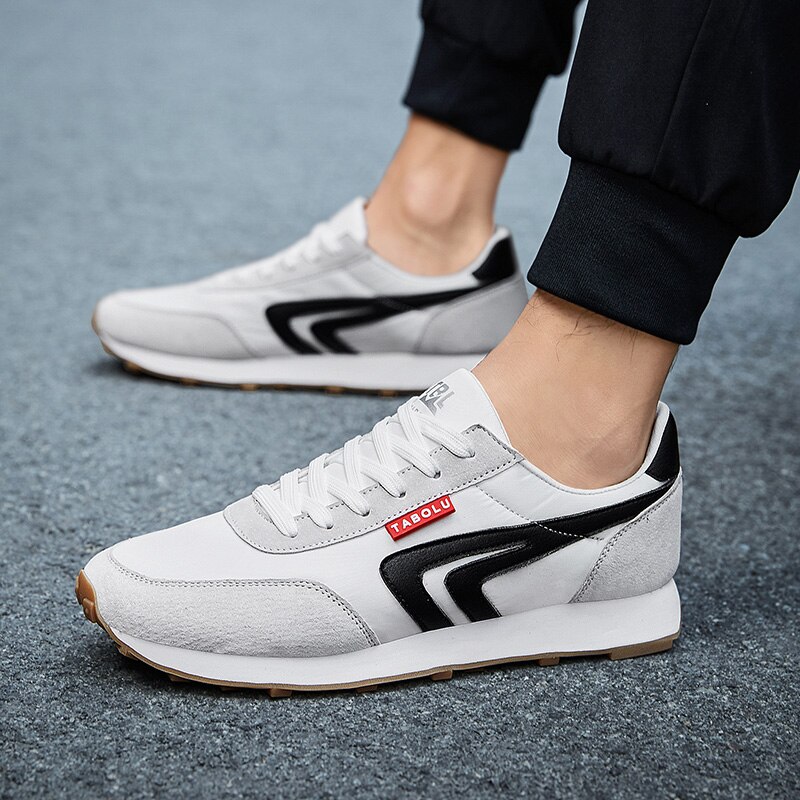 Men Training Golf Shoes Walking Sneakers Size 39-44 Anti Slip Golf Sneakers for Men Outdoor Athletic Footwear