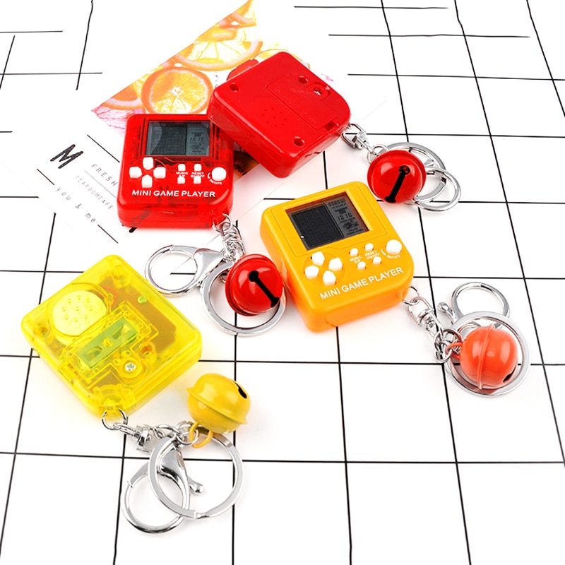 Kawaii nøglering legetøj klassisk mini spil maskine vedhæng nøglering nøgleringe børn mini nøglering legetøj til børn linje venner