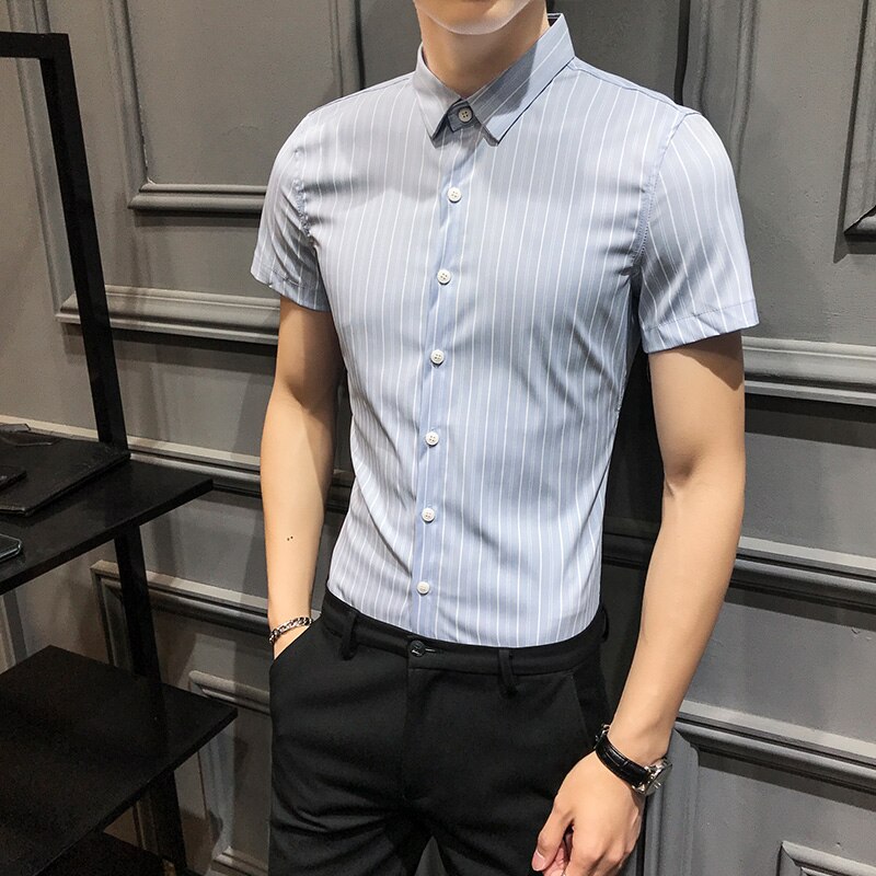 Sommer herre stribet skjorte mærke slim fit kortærmede herre sociale skjorter afslappet enkel all match bluse homme: Lyseblå / Asiatiske 3xl 72-77kg