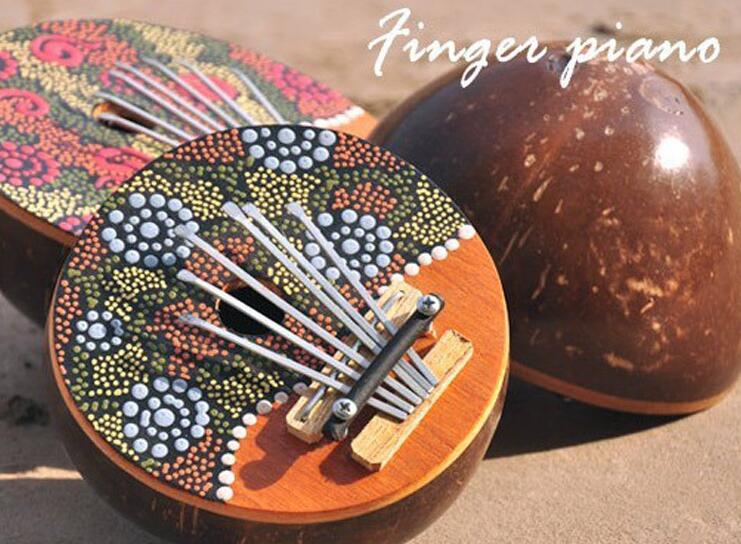 Handmade folk instrument thumb piano Kalimba 7 Keys Tunable Coconut Shell Painted Musical Instrument Random Color KB09